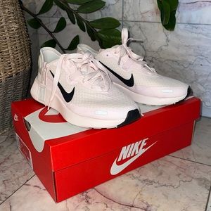 Nike Reposto Light Soft Pink 7.5